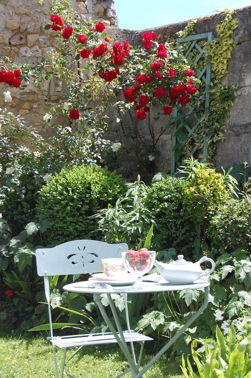 Jardins Secrets Panzió Angoulême Kültér fotó